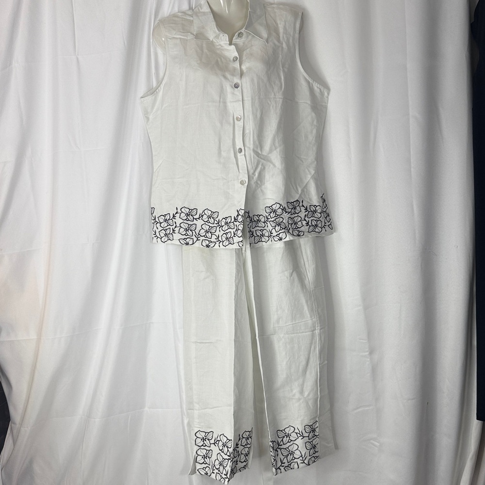 Stephanie Rogers White Pantsuit with Black Floral Trim